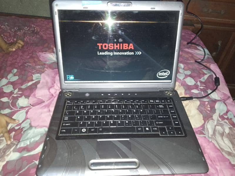 Toshiba satellite. 2gb Ram 128 GB Hard ( exchange with android mobile) 3