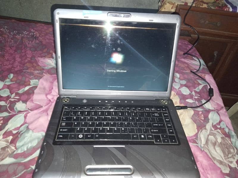 Toshiba satellite. 2gb Ram 128 GB Hard ( exchange with android mobile) 5