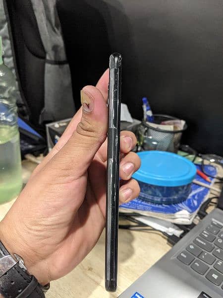 OnePlus 10 pro back glass break 4