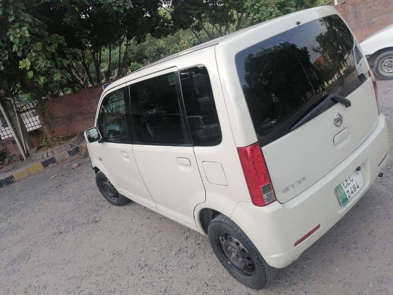 *Excellent Condition 2011 Nissan Otti for Sale!* 9