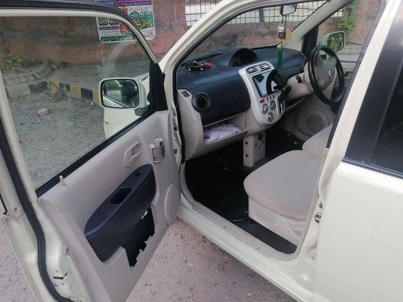 *Excellent Condition 2011 Nissan Otti for Sale!* 17