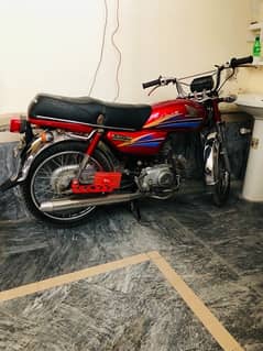 HONDA CD 70 (RED) 2006 MODEL TOTAL GENIUNE .