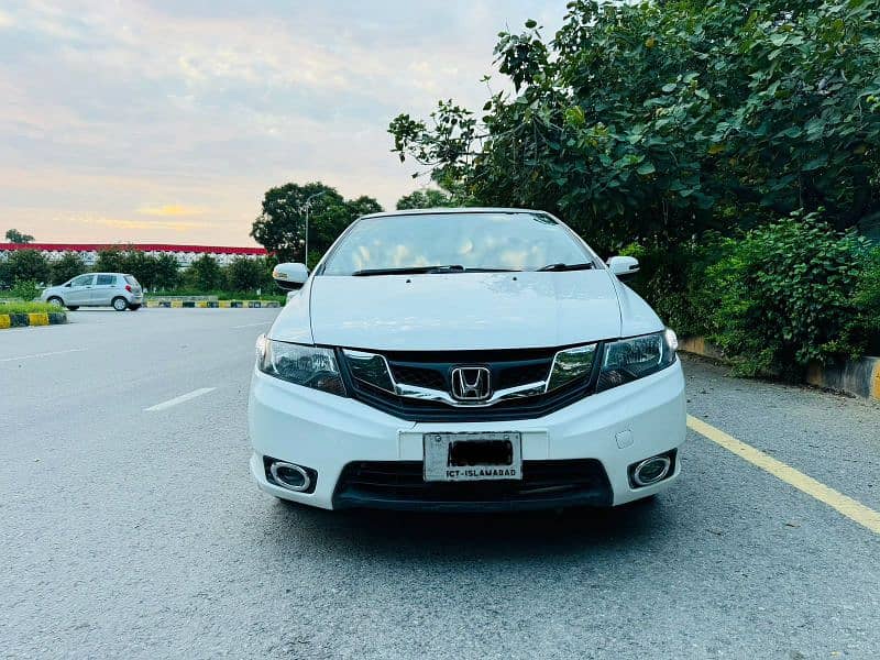 Honda City Aspire 2017 islamabad number personnel use car for sale 3