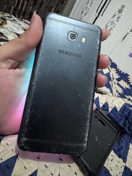 Samsung C5pro 4/64 dual sim 1