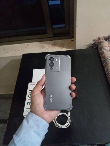 Infinix note 12 (8 128) G96 almost new condition 03006503389 9