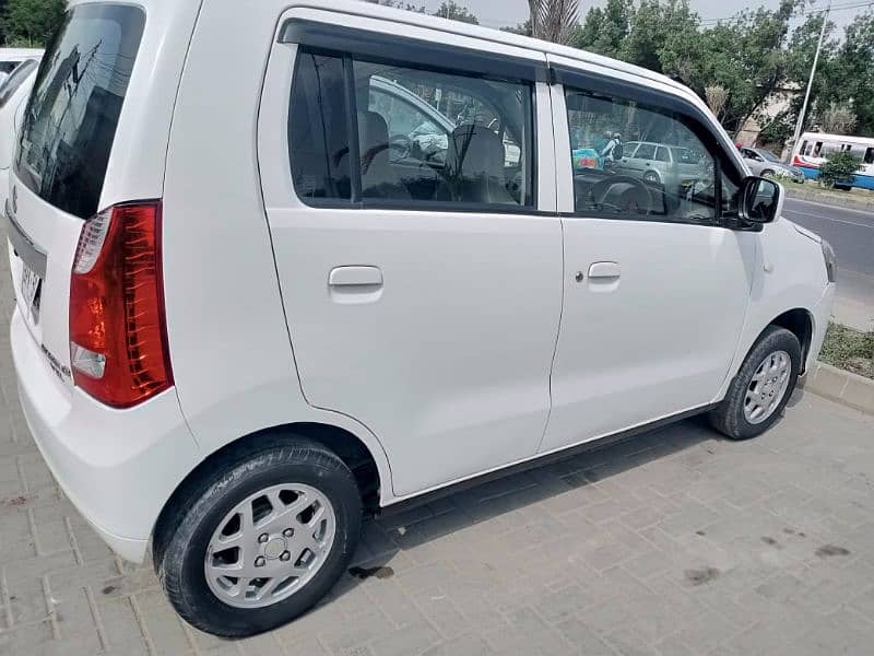 Suzuki Wagon R 2019 16