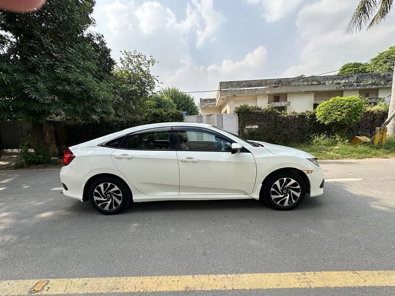 Honda Civic Oriel UG 2017 5