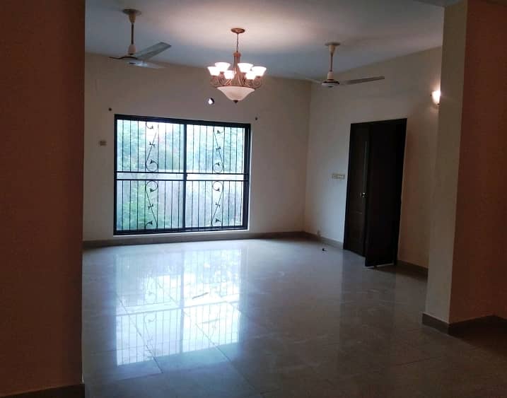 12 Marla House In Askari 10 For sale At Good Location 2