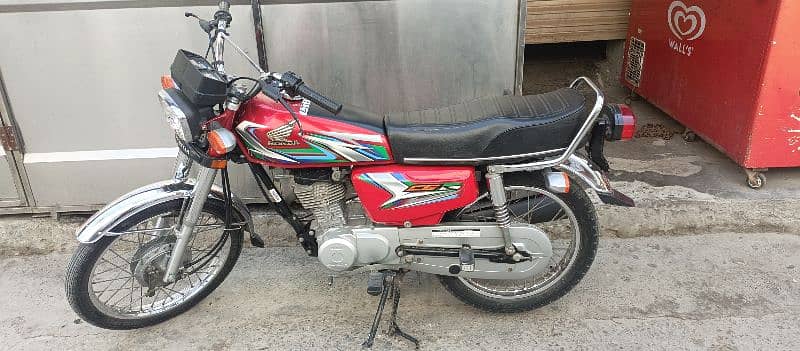 Honda 125 23model applied for 03167018080 0