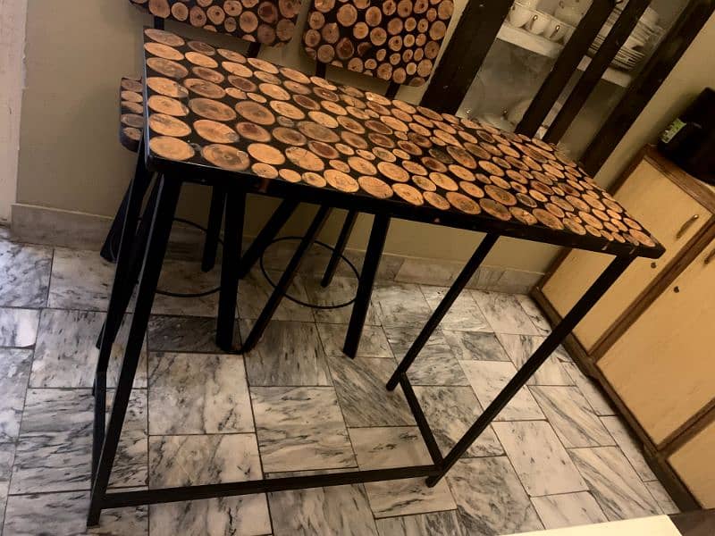 Coffee Table with Chairs 3