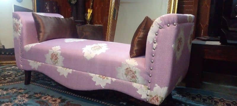 Beautiful heavy comfortable Molty foam dewan available03335138001 2