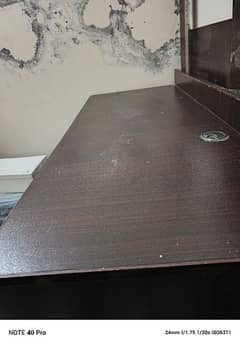 New Long and Wide Computer Table For Sale