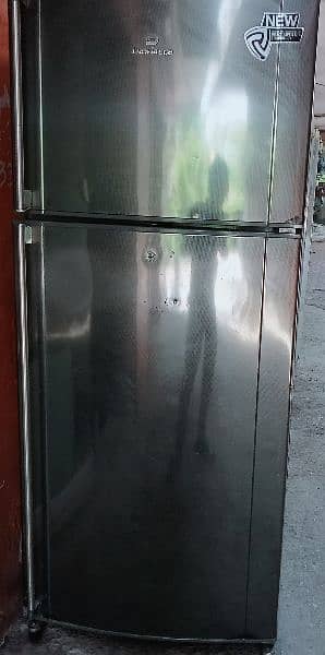 Dawlance refrigerator for sale. 0