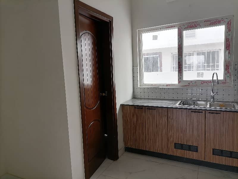 Spacious House Is Available For Sale In Ideal Location Of Falcon Complex New Malir 9