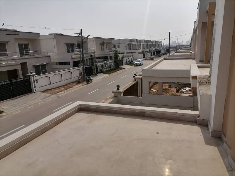 Ideal House Is Available For Sale In Karachi 4