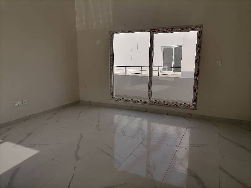 Ideal House Is Available For Sale In Karachi 11