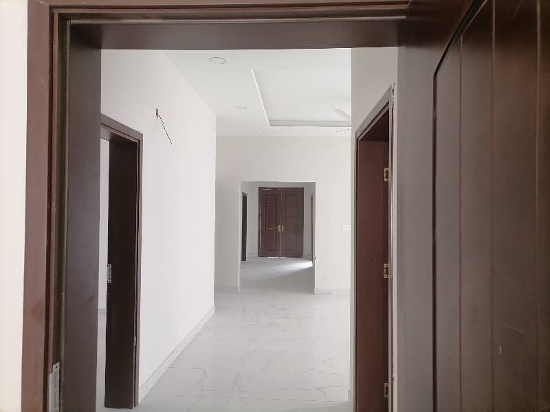 Ideal House Is Available For Sale In Karachi 14