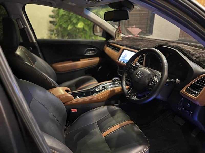 Honda Vezel 2014/2018 Z Orange Interior 10