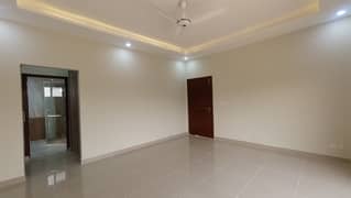 Ideal House In Lahore Available For Rs. 250000