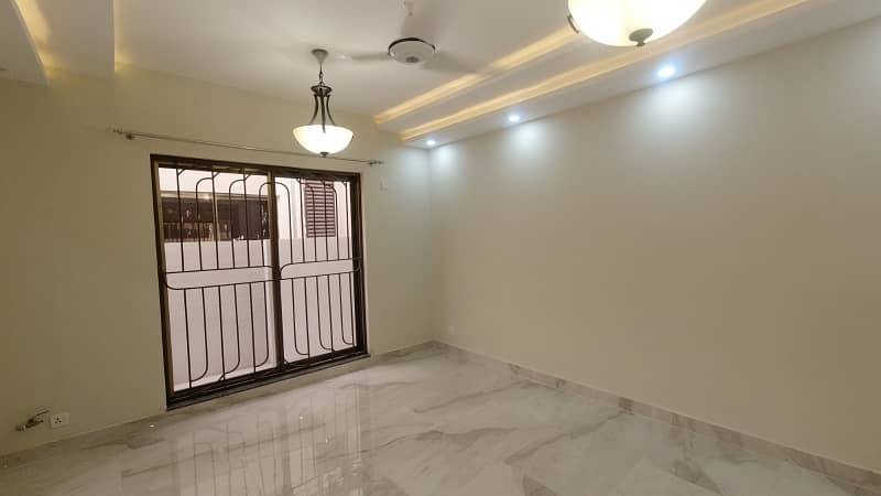 A 15 Marla House In Lahore Is On The Market For rent 7