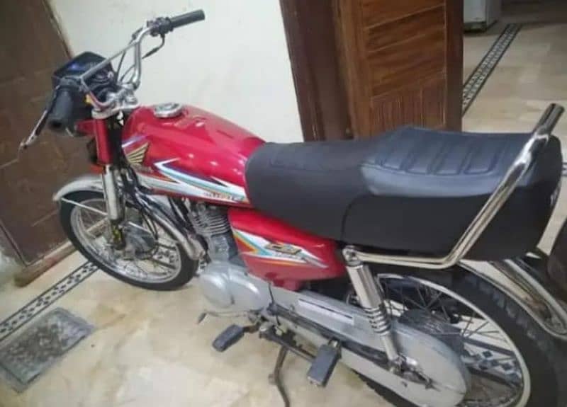 Honda CG 125 Motorcycle For Sale Call Number:03257844814 2