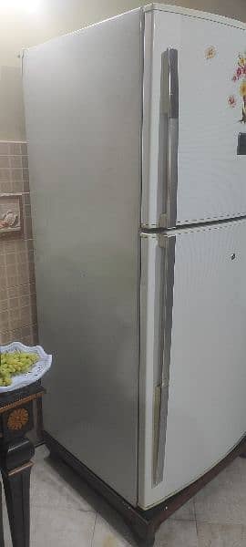 Dawlance Refrigerator and fridge 8