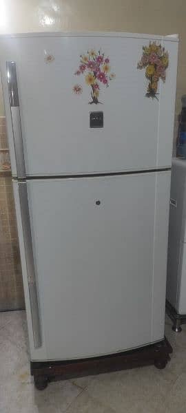 Dawlance Refrigerator and fridge 9