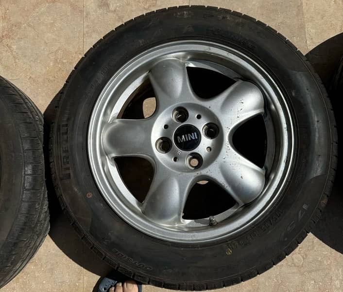 Mini Cooper Original 15” Rims with good condition Pirelli Tyres 3