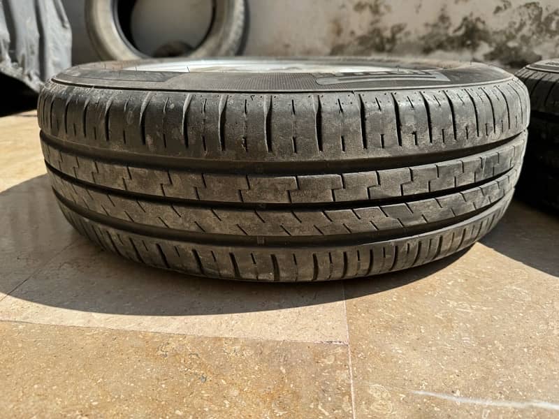 Mini Cooper Original 15” Rims with good condition Pirelli Tyres 5