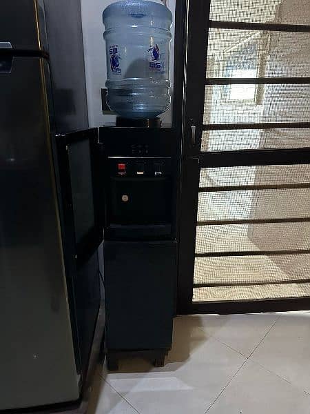 water dispenser 1