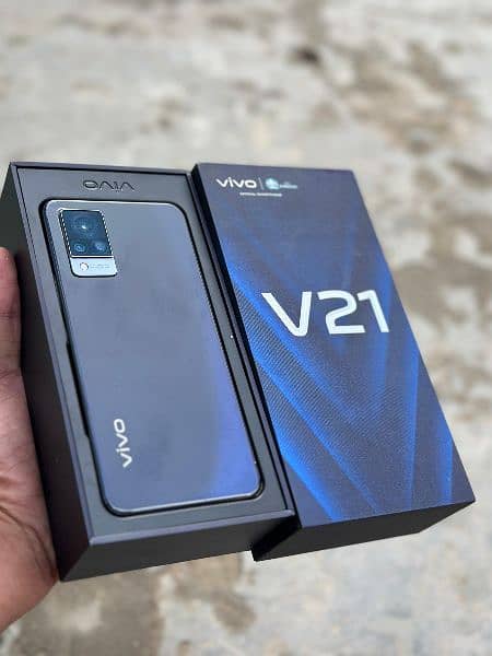 Vivo V21 6