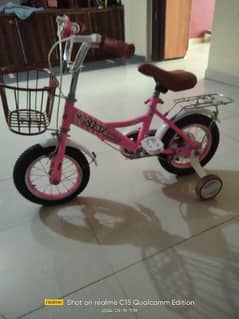 iam selling kids cycle imported china