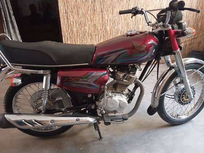 urgent sale honda cg 125 6