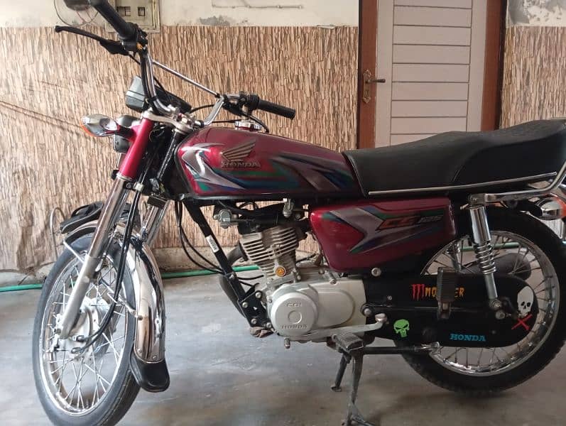 urgent sale honda cg 125 7