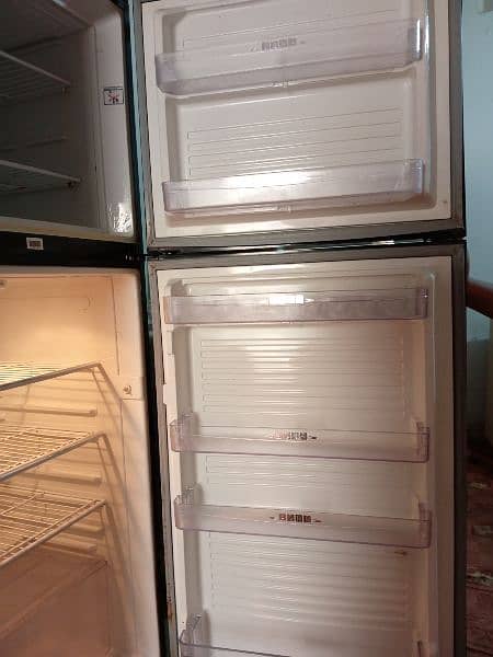 Refrigerator 4