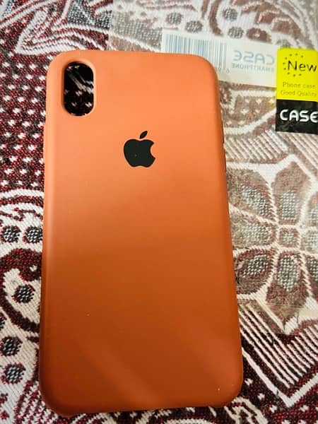 Iphone 14 pro max 2 cover 1 leather cover and 3 Iphone x/xs covers. 5