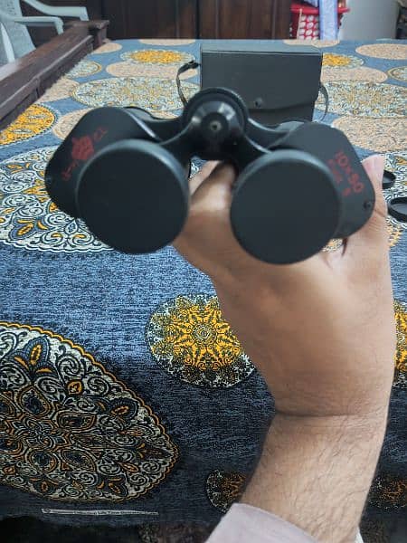 Binoculars / Durben 1