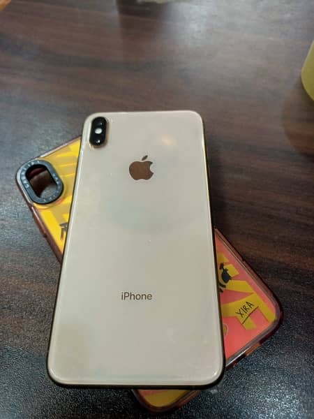 iphone xsmax PTA APPROVED 256gb 0