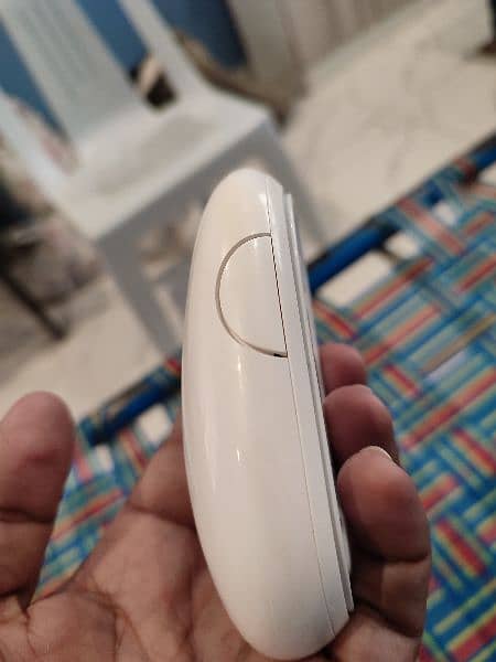 Apple Bluetooth mighty mouse model A1197 3