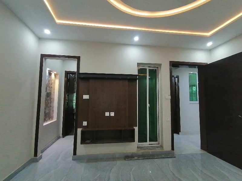 This Is Your Chance To Buy Prime Location House In Lahore 9