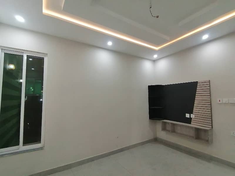 This Is Your Chance To Buy Prime Location House In Lahore 16