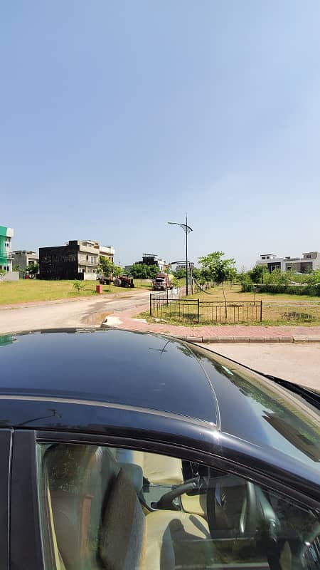 Bahria Enlcave ISB, Sector I, street: 24, 5 marla Possession utility paid, available for sale on investor rate 2