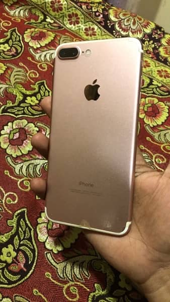 iPhone 7 Plus 128GB PTA Approved. 3