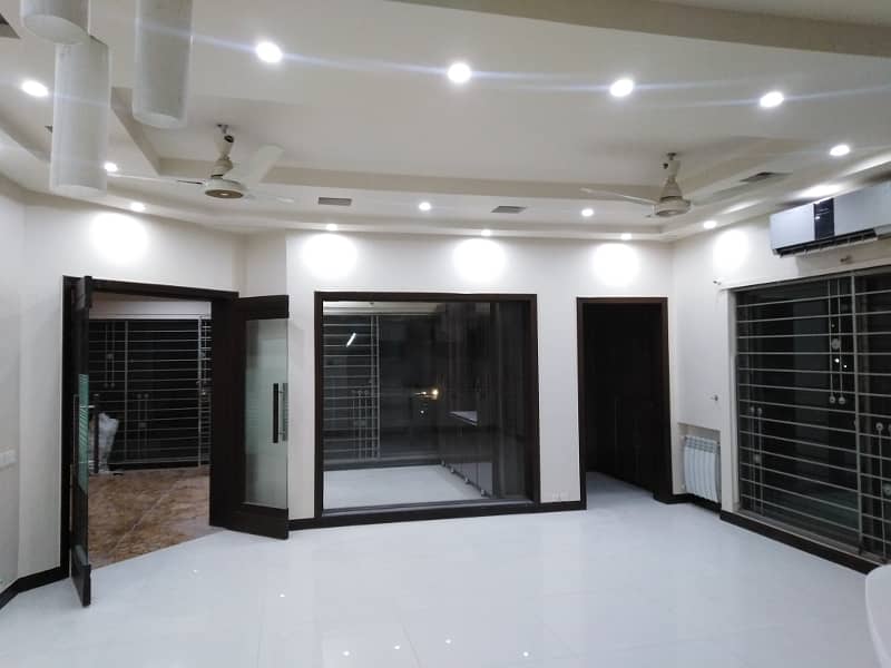 1 Kanal Modern Design House For Sell In DHA Phase 3 Lahore. 10