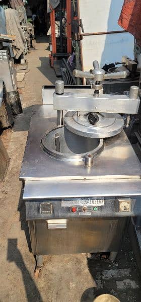 Broast machine / broaster / steam fryer 1