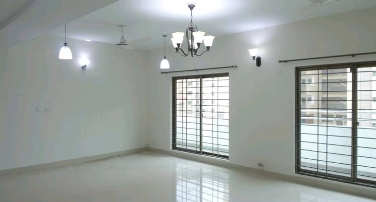 10 Marla Flat For rent In Beautiful Askari 11 - Sector B Apartments 2