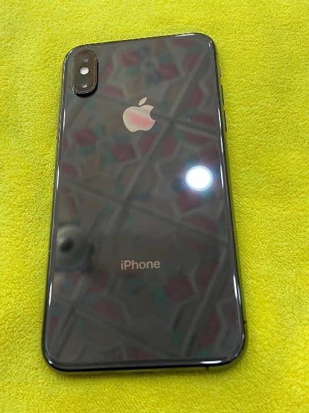 iphone xs 64 gb non pta lakin sim chl rhi h 0