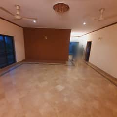 1 Kanal Upper Portion 2 Bed Tv Lounge Drawing Room Store Available For Rent Dha Phase 4