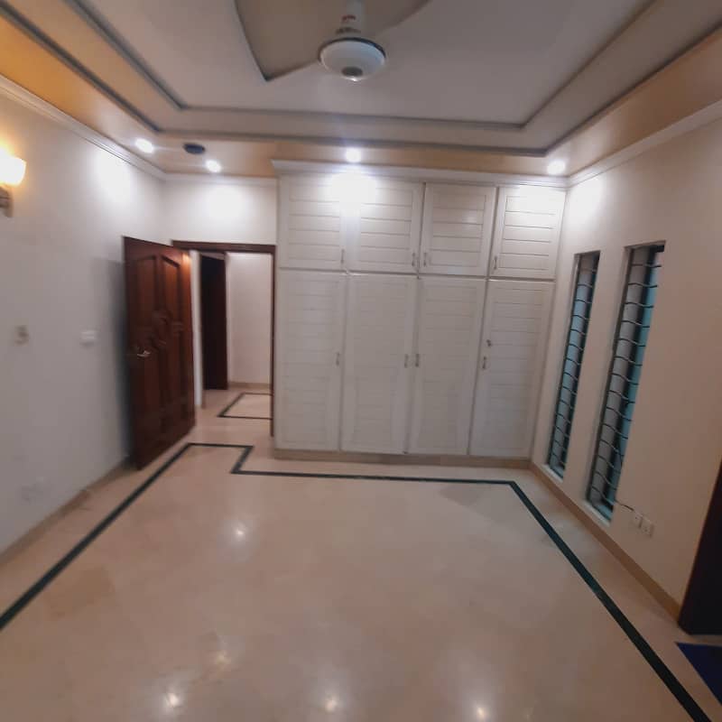 1 Kanal House 5 Beds Tv Lounge Drawing Room Dining Room 3 Kitchen Store Available For Rent Dha Phase 2 2