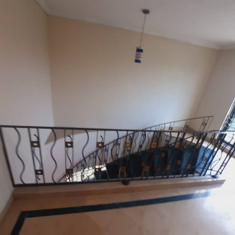 1 Kanal House 5 Beds Tv Lounge Drawing Room Dining Room 3 Kitchen Store Available For Rent Dha Phase 2 14